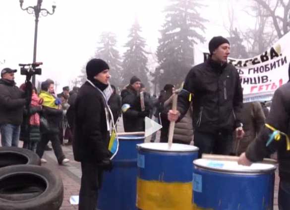 В Киеве митингует «Кредитный майдан» (видео) | Русская весна