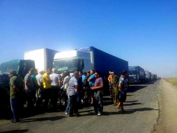 Блокада Крыма — это дикость, услуга России и популизм, — украинский эксперт | Русская весна