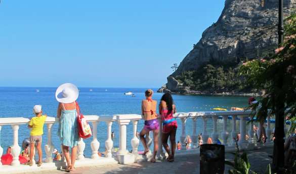 Аксёнов рассказал о рекордном числе туристов, посетивших Крым  | Русская весна