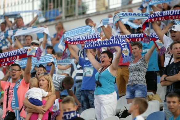 УЕФА решила, ФИФА поддержала: крымскому футболу быть, но пока автономно | Русская весна