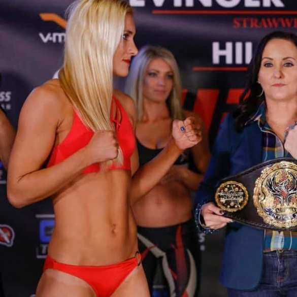 Всё в крови: российская красавица победила в жестоком бою без правил в США (ФОТО, ВИДЕО) | Русская весна