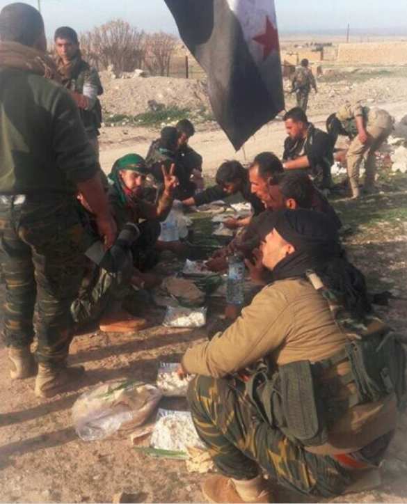 Шокирующая правда о штурме Ракки: наступления нет, курды сидят в занятых поселках, США вяло бомбят (ВИДЕО) | Русская весна