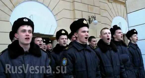 Kiew wird die Kursanten der Militärschulen in den Donbass senden, die nach einem beschleunigten Programm geschult worden sind. Die Piloten werden in der Infanterie dienen, weil es geben keine Flugzeuge | Русская весна