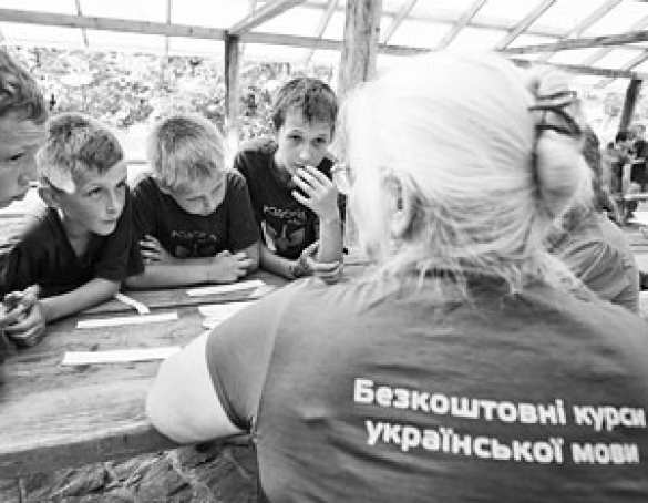 Жителей Донбасса решено превращать в украинцев с младенчества | Русская весна