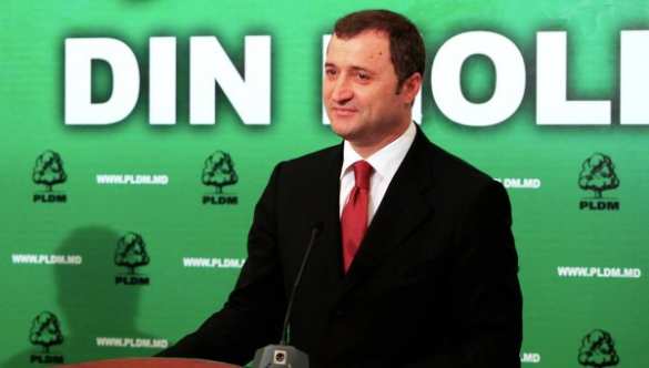 Лидер либерал-демократов Молдавии доставлен в антикоррупционный центр | Русская весна