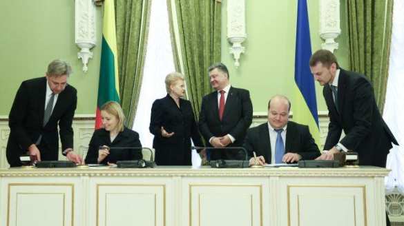 Литва помогает киевскому режиму убивать мирное население Донбасса совершенно бесплатно | Русская весна