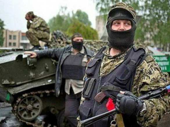 На Дебальцевском направлении идут тяжелые бои, в ЛНР объявлена добровольная мобилизация, в военкоматы приходит очень много молодых людей (ВИДЕО) | Русская весна