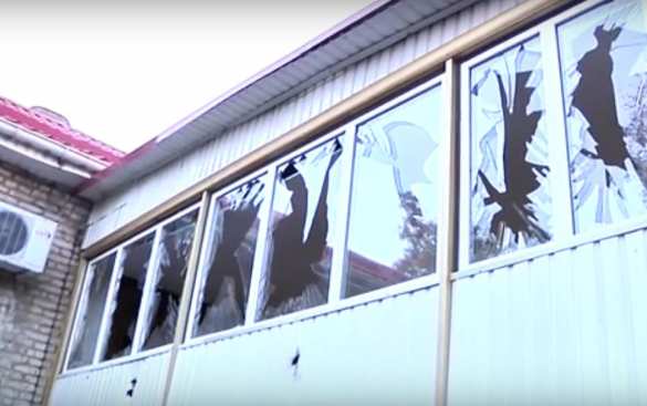 Они умерли в инвалидных колясках: годовщина расстрела украинскими военными дома престарелых (ВИДЕО) | Русская весна