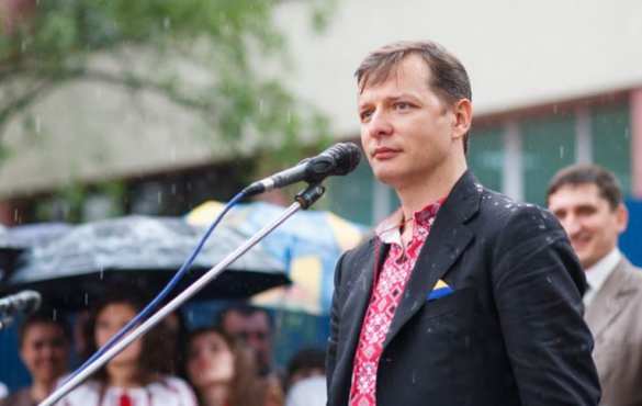 Ляшко атакован яйцами в Ивано-Франковске, напавшие избиты и задержаны (видео) | Русская весна