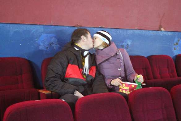 «Ещё смешнее, чем я думала раньше»: В МИД рассказали о местах для поцелуев на выступлении Порошенко (ФОТО) | Русская весна