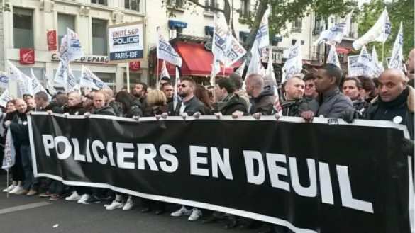 В Париже тысячи полицейских вышли на «Марш гнева» (ФОТО, ВИДЕО) | Русская весна