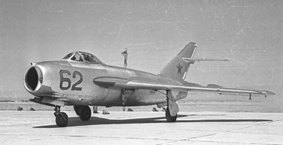 «Живёт без связи в кишлаке»: МИД РФ проверяет информацию о найденном в Афганистане советском лётчике  | Русская весна