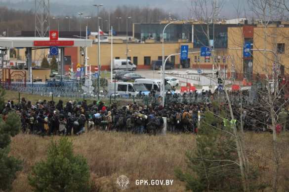 Варшава выдвинула ультиматум Белоруссии | Русская весна