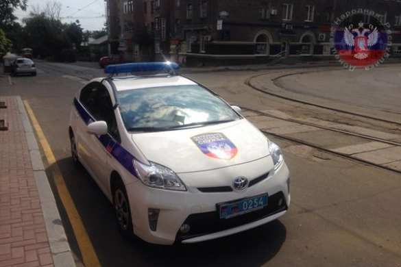 Новые Тойоты с гербами республики для милиции ДНР (фото) | Русская весна