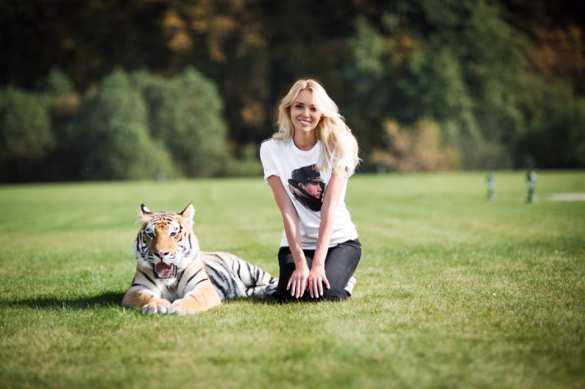 «Мисс мира» попросила Путина помочь тигрёнку с Украины (ФОТО) | Русская весна