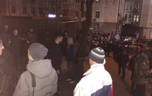 «Судебный майдан» — продолжение шоу с задержанием главного налоговика Украины. Смотрите и комментируйте с «Русской Весной» (ПРЯМАЯ ТРАНСЛЯЦИЯ) | Русская весна