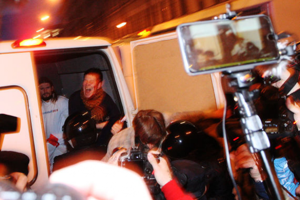 Первые жертвы: из-за перекрытых сторонниками Навального дорог в центре Питера погибла женщина | Русская весна