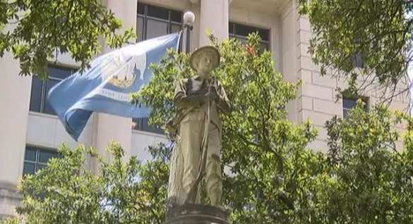 Империя добра: полиция США разгоняет митинг перцовым спреем (ВИДЕО) | Русская весна