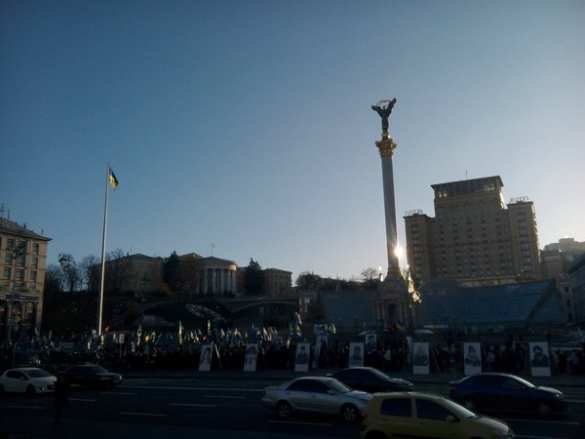 Требующие отставки Яценюка перекрыли движение под Верховной Радой (ФОТО, ВИДЕО) | Русская весна