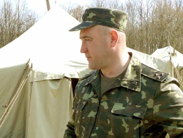 В Песках командир 93-й бригады угрожал украинским журналистам расстрелом (видео) | Русская весна