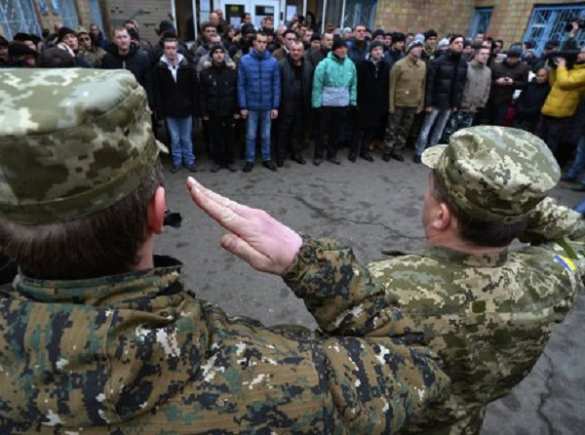 Мобилизация на Украине: сафари на призывников, фальшивые повестки и листовки «за Майдан 3.0» (ВИДЕО) | Русская весна