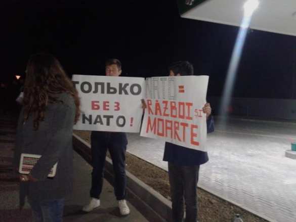 Молдавские депутаты не пускали военную технику США в страну (+ФОТО) | Русская весна