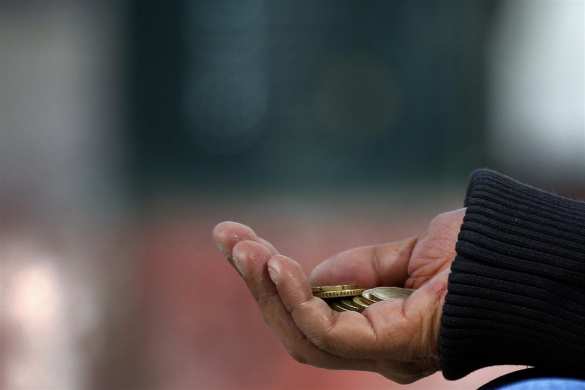 «Что же это за страна?!»: Семья украинского военного живет в нищете | Русская весна