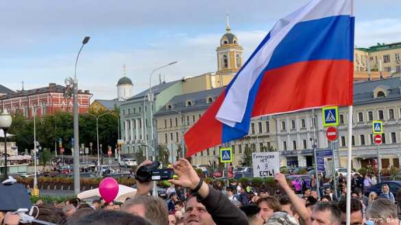 «Унылый майдан» в Москве — ПРЯМАЯ ТРАНСЛЯЦИЯ. Смотрите и комментируйте с «Русской Весной» (ВИДЕО) | Русская весна