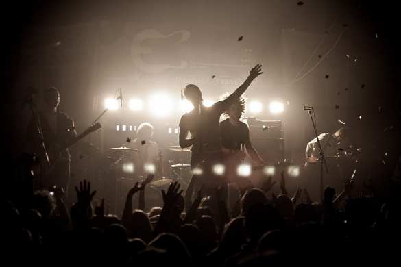 Грузинские священники сорвали международный фестиваль из-за громкой музыки | Русская весна