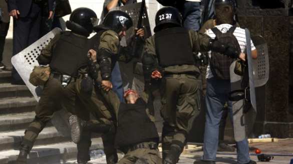 Умер четвертый нацгвардеец, раненый во время беспорядков у Рады 31 августа | Русская весна