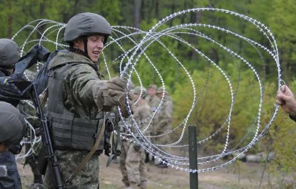 Нацгвардия оцепила львовский полигон с бунтующими призывниками ВСУ | Русская весна