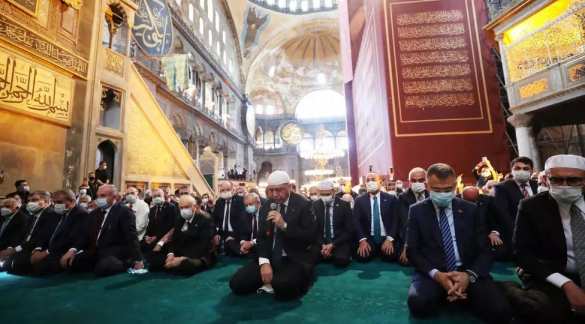 В греческих церквях объявили траур по поводу первого намаза в Святой Софии | Русская весна