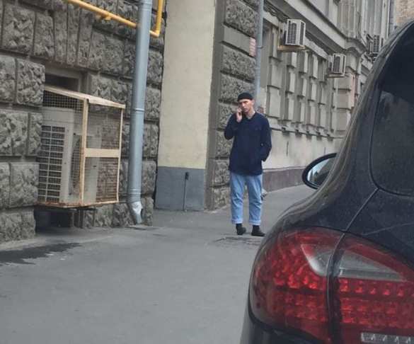 Момент нападения на полицейского у посольства Словакии в Москве попал на камеры (ФОТО, ВИДЕО 18+) | Русская весна