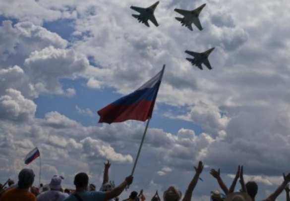 Newsweek: Российские музыкальные фестивали пропитываются духом милитаризма | Русская весна