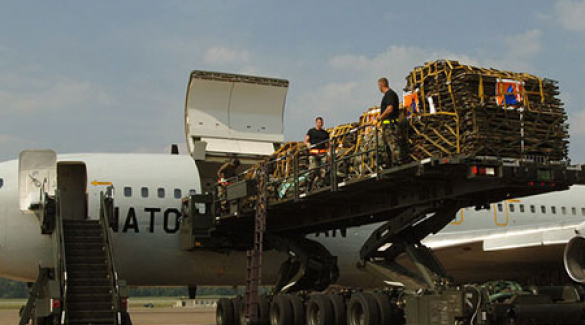 Россия прекратила транзит грузов НАТО в Афганистан | Русская весна