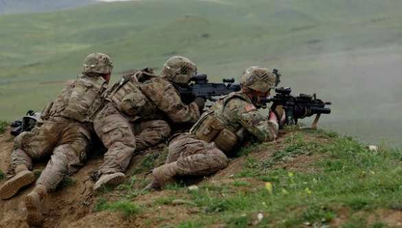 Главкому ВВС стыдно, что в Эстонии темнокожих солдат НАТО оскорбляют | Русская весна