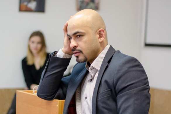 «Чего петляешь, как тёлка?» — украинский художник поругался с Найемом из-за квартиры нардепа Лещенко (ВИДЕО) | Русская весна