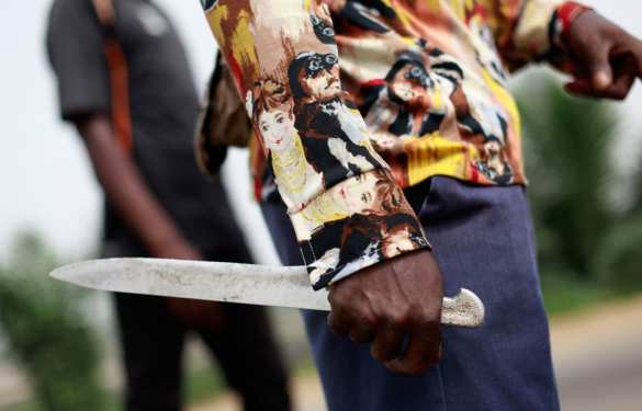 Москва: голый негр с ножом вынудил полицию стрелять (ВИДЕО) | Русская весна