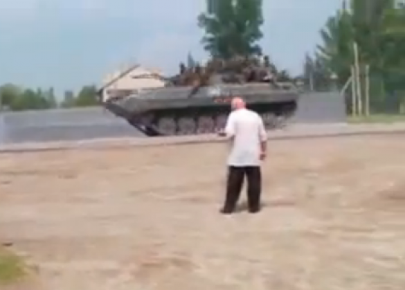 Помощник Стрелкова: хунта сосредотачивает войска вокруг Донецка | Русская весна