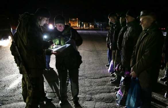 ВСУ и ополченцы ДНР начали переговоры о новом обмене пленными | Русская весна