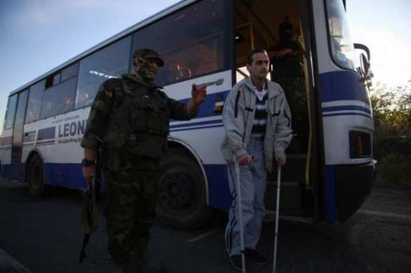 Среди освобожденных украинской стороной пленных много мирных жителей (+видео) | Русская весна