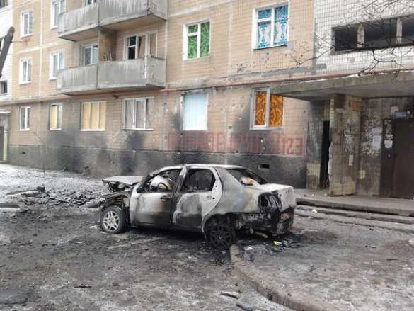 Военный обзор: артиллерия ВСУ ведет огонь по Донецку и Горловке. В Песках и Мариуполе гремят выстрелы и взрывы (ФОТО) | Русская весна