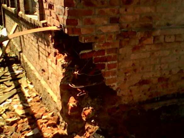 13 домов на территории ДНР повреждено обстрелом ВСУ | Русская весна