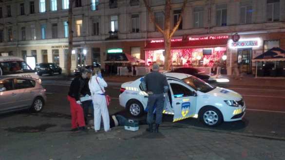 В Одессе пьяный с ножом сорвал лекцию Павленского — есть пострадавшие (ФОТО, ВИДЕО) | Русская весна