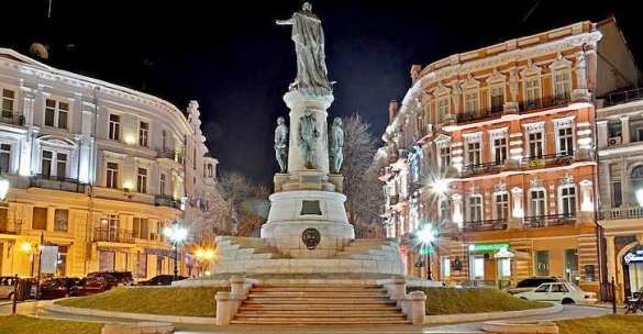 Народное признание: Памятник «атошникам» в Одессе облили фекалиями (ФОТО) | Русская весна