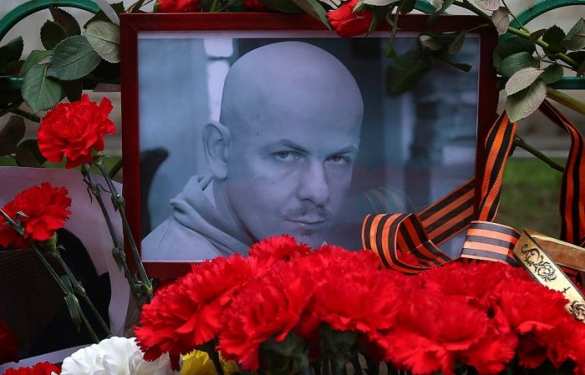 В Киеве прощались с журналистом Бузиной под лозунги «Бандиты у власти» (ВИДЕО) | Русская весна