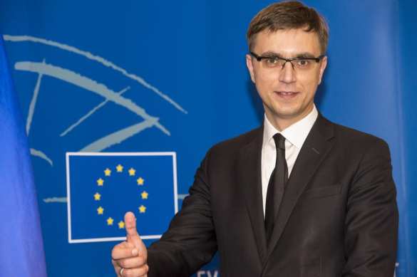 Замминистра инфраструктуры Украины назвал россиян «лузерами, рабами и варварами» и пообещал «декоммунизировать» украинские порты (ДОКУМЕНТ) | Русская весна