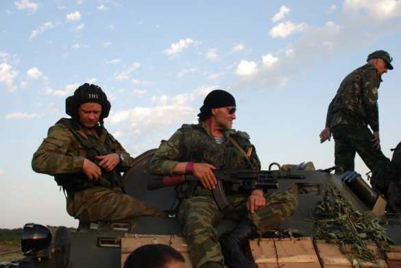 Силы ЛНР штурмуют Славяносербск, Лутугино, Весёлую гору и Красный Яр | Русская весна