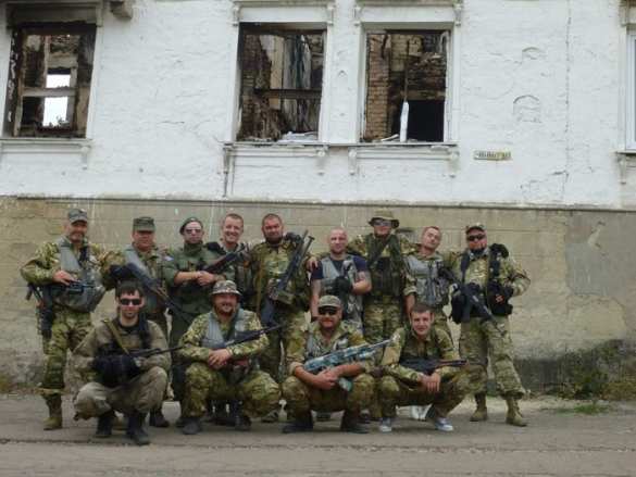 Сводка: за ночь каратели 5 раз нарушали перемирие | Русская весна