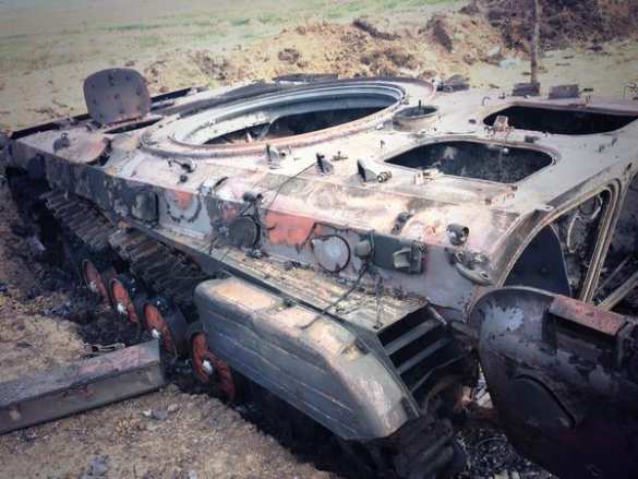 Краснодон: сожженная украинская батарея и бронетехника (фото/видео) | Русская весна